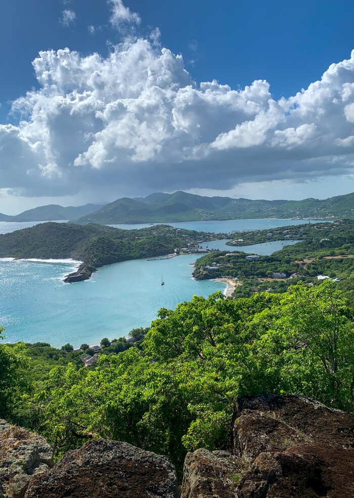 Antigua und Barbuda Wahrzeichen - eSIM Datenplan erhältlich.