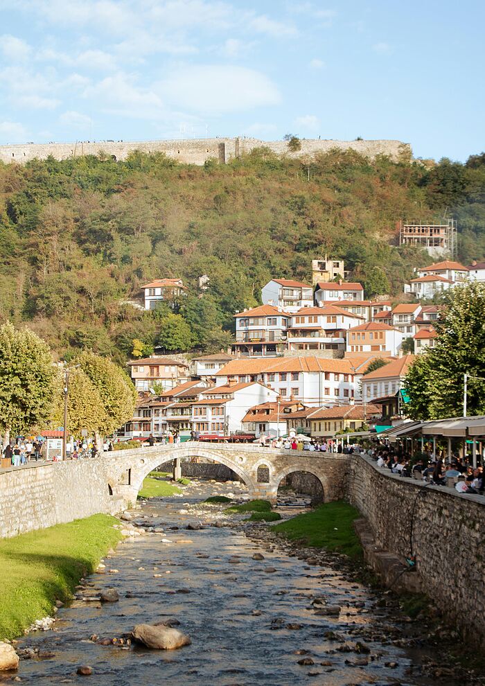 Kosovo Wahrzeichen - eSIM Datenplan erhältlich.
